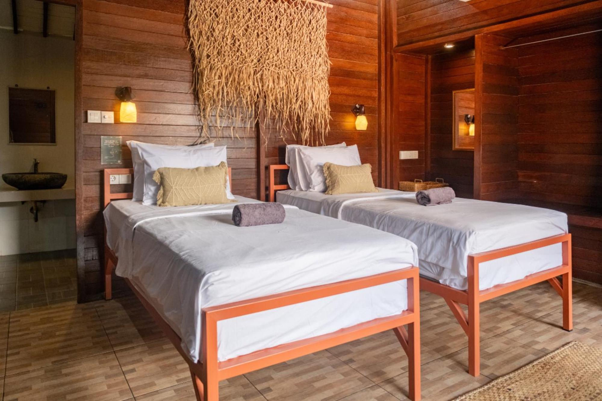 Mad Monkey Nusa Lembongan Luaran gambar