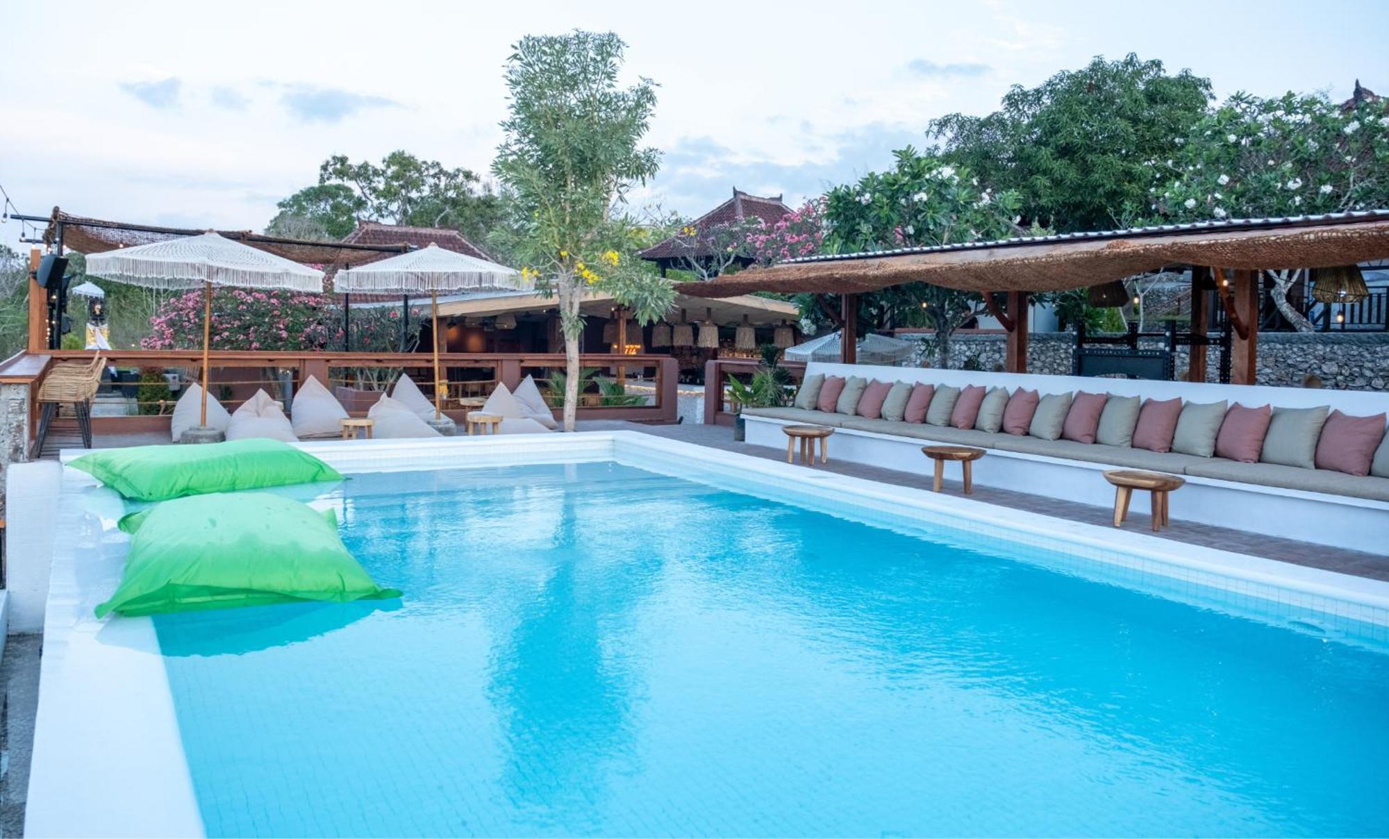 Mad Monkey Nusa Lembongan Luaran gambar